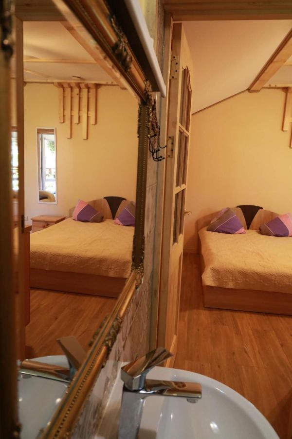 Namelis Nr 2 Adeles Sodyba Muize Екстериор снимка